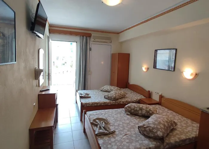 Aparthotel Cosmos 3*
